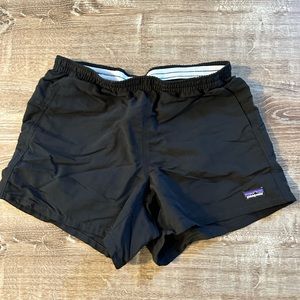 Patagonia Baggies- Black 5 Inch Inseam
